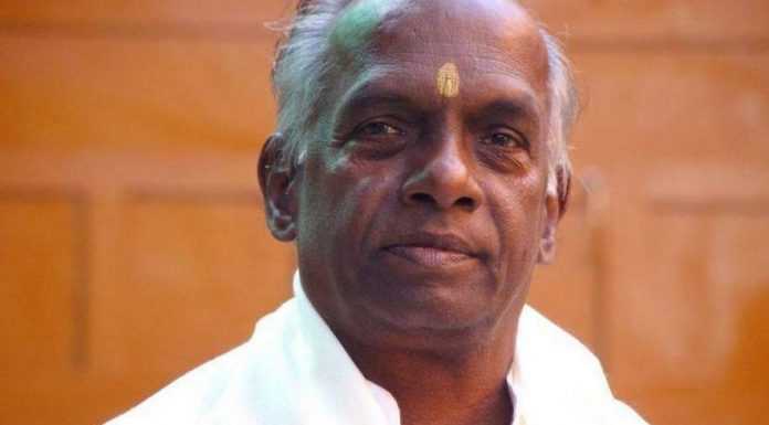 कराहती काशी की गलियों में घूमे गोविंदाचार्य, विश्वनाथ कॉरिडोर का काम देखा