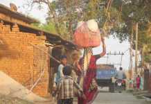 मलिकाइन के पाती- पोखरा में मछरी, नौ-नौ कुटिया बखरा