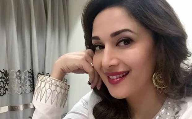 माधुरी दीक्षित को 2019 में उम्मीदवार बना सकती है भाजपा