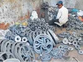 कर्ज माफी का खामियाजा मिडिल क्लास के सिर!