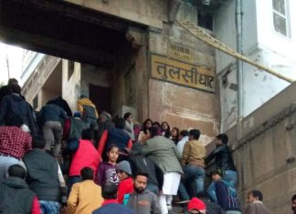 वाराणसी में घाटवाक अभियान ने मील का पहला पत्थर गाड़ा