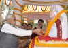 बिहार के मुख्यमंत्री ने माता को दी भावभीनी श्रद्धांजलि