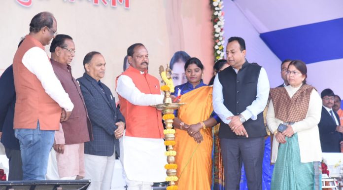 जाति-संप्रदाय से ऊपर उठ कर झारखंड सरकार कर रही है काम