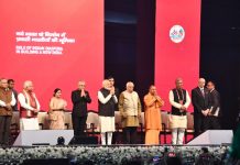 देश में लूट होती रही और कांग्रेस सरकार देखती रहीः नरेंद्र मोदी