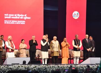 देश में लूट होती रही और कांग्रेस सरकार देखती रहीः नरेंद्र मोदी