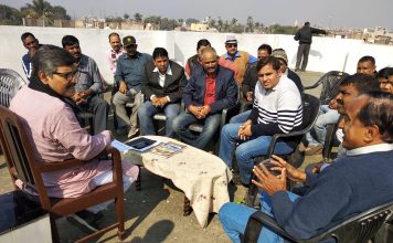 भागलपुर में पूर्व सैनिक मिले कांग्रेस के आनंद माधव से