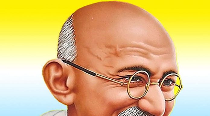 दक्षिण अफ्रीका ने गांधी को राह दिखाई तो चंपारण ने मशहूर किया महात्मा गांधी