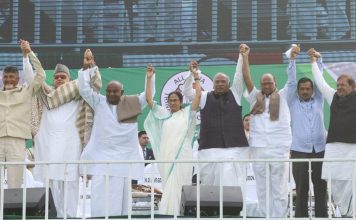 ममता बनर्जी की रैली ने बढ़ाई राहुल गांधी की मुश्किलें