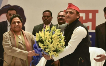 नया कोई गुल खिलायेगा तेरा-मेरा मिलना, बसपा-सपा का गठबंधन
