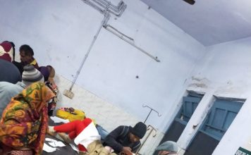 बेकाबू बस ने छपरा में 2 घरों में टक्कर मारी, दर्जनभर जख्मी