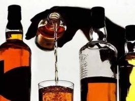 बिहार में पुलिस की गिरफ्त से भाग निकला शराब कारोबारी