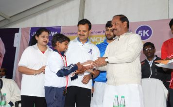 कैंसर के खिलाफ दौड़ी रांची, गवर्नर ने दिखाई हरी झंडी, सीएम भी शामिल