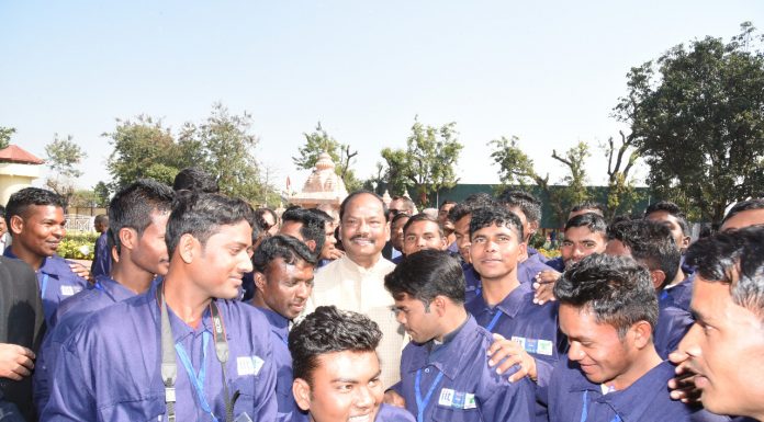 झारखंड के 69 को दुबई में नौकरी मिलने पर सीएम की शुभकामनाएं