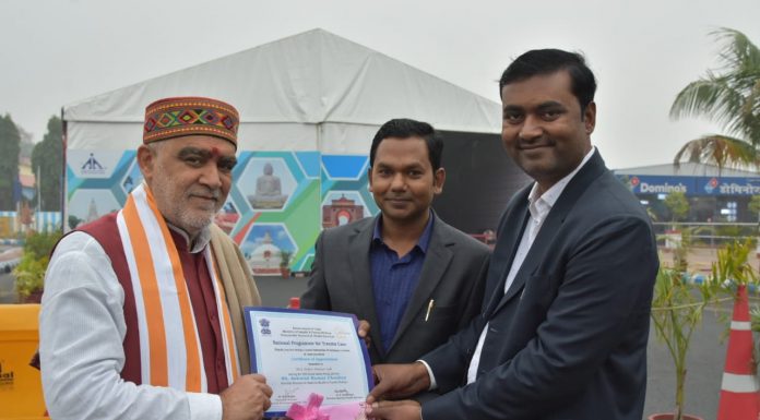 30 वें सड़क सुरक्षा सप्ताह समारोह में सम्मानित हुए सीवान के अर्जुन