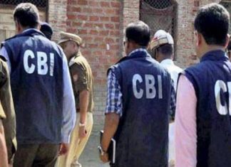 संवैधानिक निकायों पर भी उठे सवालों ने सरकार को कठघरे में खड़ा किया
