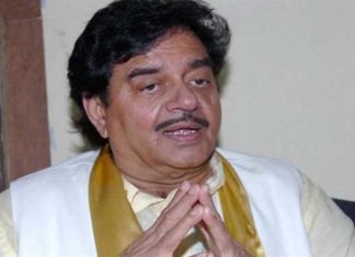 शत्रुघ्न सिन्हा ने खुद ही भाजपा से दरकिनार होने की इबारत लिखी शत्रुघ्न सिन्हा