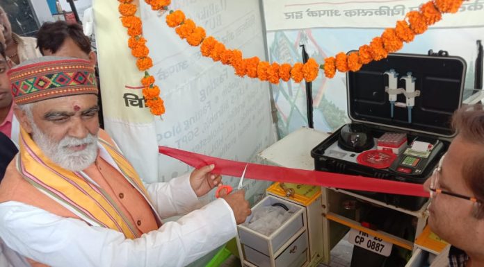 केंद्रीय मंत्री अश्विनी चौबे ने वाटर एटीएम का बक्सर में किया उद्घाटन