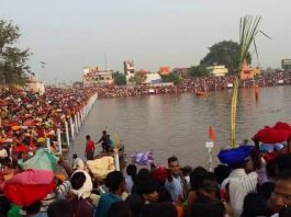 चैती छठ की तैयारी में जुटे व्रती, त्योहार 9 से 12 अप्रैल तक लोक का सांस्कृतिक पक्ष हमेशा से संवादधर्मी रहा है। भारतीय समाज के परिप्रेक्ष्य में देखें तो तीन संस्कृतियाँ मूलतः देखने को मिलती हैं।