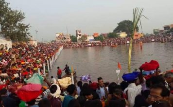 चैती छठ की तैयारी में जुटे व्रती, त्योहार 9 से 12 अप्रैल तक लोक का सांस्कृतिक पक्ष हमेशा से संवादधर्मी रहा है। भारतीय समाज के परिप्रेक्ष्य में देखें तो तीन संस्कृतियाँ मूलतः देखने को मिलती हैं।