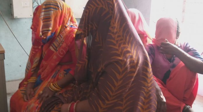 छपरा में हो रहा था जिस्मफरोशी का धंधा, 5 महिलाएं व 2 पुरुष गिरफ्तार