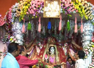 हावड़ा में महाभोज के साथ 6000 श्रद्धालुओं को बांटा गया प्रसाद