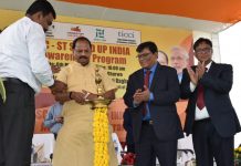 नौकरी मांगने वाले नहीं, देने वाले बनें झारखंड के SC-ST युवा