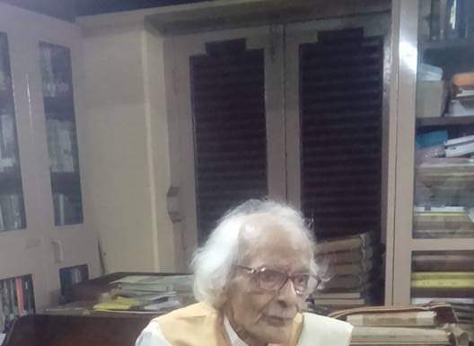 न हमेशा अतीत में जीयो और न कभी अतीत को भूलने की कोशिश करो