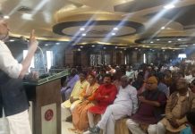 गरीबों की आंखों में धूल झोंकना चाहते हैं राहुल गांधीः सुशील मोदी