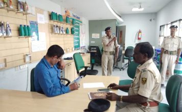 बिहार में दो स्थानों पर दिनदहाड़े क्रिमिनल्स ने लूट लिये 43 लाख