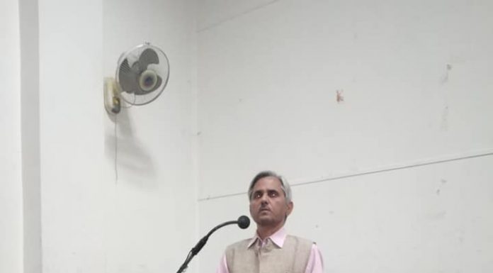 पैंसठ वर्षीय पिता ने प्रोफेसर पुत्र को लिखा पत्र, दी ऐसी सलाह