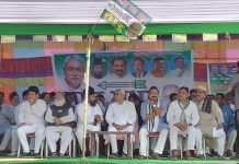 नीतीश का दावा, विकास के बल पर बिहार को दिलायी देश  में पहचान चुनावी सभा के दौरान मुख्यमंत्री नीतीश कुमार