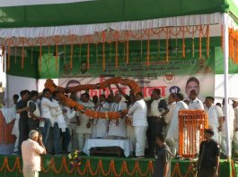 बिहार में लालटेन युग का खात्मा, गांवों में पहुंचाई बिजलीः नीतीश नवादा में चुनावी कार्यक्रम में बिहार के मुख्यमंत्री नीतीश कुमार