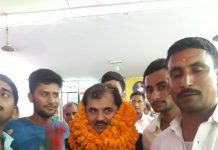 पाटलिपुत्रा सीट पर एक और एंट्री, उद्योगपति आरके शर्मा भी उतरे पाटलिपुत्आरा सीट से रके शर्मा ने नामांकन किया