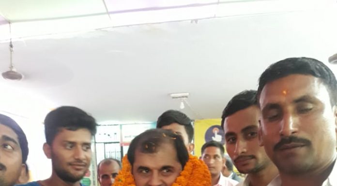 पाटलिपुत्रा सीट पर एक और एंट्री, उद्योगपति आरके शर्मा भी उतरे पाटलिपुत्आरा सीट से रके शर्मा ने नामांकन किया