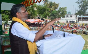 दलित-पिछड़े और युवा ही एनडीए की ताकत हैंः सुशील मोदी कटिहार की चुनावी सभा को संबोधित करते उपमुख्यमंत्री सुशील मोदी