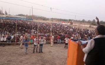 बिहार के उपमुख्यमंत्री ने पूछा, केंद्रीय एजेंसियों एक्शन पर एतराज क्यों औरंगाबाद लोकसभा क्षेत्र के गया जिलान्तर्गत बाँकेबाज़ार में आयोजित सभा को संबोधित करते उपमुख्यमंत्री।