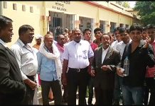 न्याय के मंदिर में सरेआम पुलिस की बर्बरता, युवक लहूलुहान पुलिस पिटाई को लेकर लोगों में आक्रोश