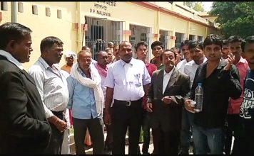 न्याय के मंदिर में सरेआम पुलिस की बर्बरता, युवक लहूलुहान पुलिस पिटाई को लेकर लोगों में आक्रोश