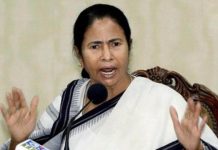 पश्चिम बंगाल में अपना किला स्वयं ध्वस्त कर रहीं ममता बनर्जी