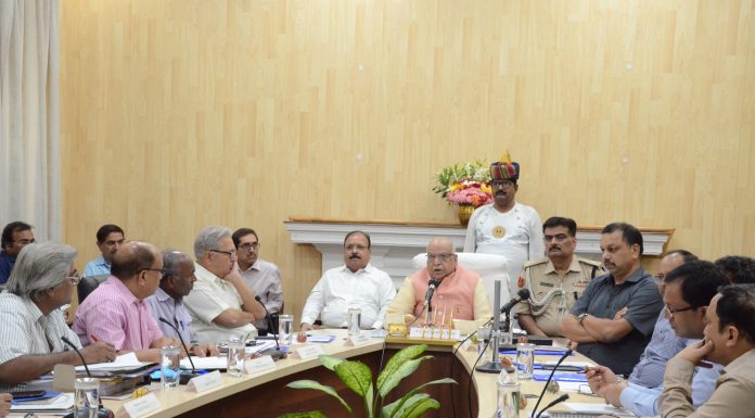 आरा के वीसी मगध यूनिवर्सिटी का भी प्रभार संभालेंगे विश्वविद्यालयों की समीक्षा करते राज्यपाल श्री लाल जी टंडन