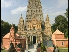 पितृपक्ष में कुश की तलाश और इसी बहाने जानें उसका महत्व कल से पितृ पक्ष है। पितरों का तर्पण कल से शुरू होगा। पितृपक्ष में कुश की जरूरत पड़ती है।गया में पिंडदान का काफी महत्व है