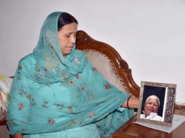 RJD ने चुनाव प्रचार में लालू का इमोशनल कार्ड खेला, राबड़ी ने लिखा पत्र राबड़ी देवी