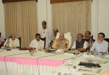 बिहार में 8000 सहायक प्राध्यापकों की नियुक्ति जून 2020 के पूर्व राज्यपाल की अध्यक्षता में हुई कुलपतियों की बैठक में उपमुख्यमंत्री सुशील मोदी भी शामिल हुए