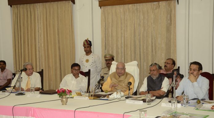 बिहार में 8000 सहायक प्राध्यापकों की नियुक्ति जून 2020 के पूर्व राज्यपाल की अध्यक्षता में हुई कुलपतियों की बैठक में उपमुख्यमंत्री सुशील मोदी भी शामिल हुए