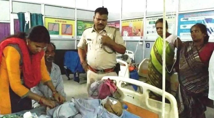 दफन होने के पहले जिंदा हुआ नवजात, चल रहा है इलाज अस्पताल में इलाजरत नवजात, जिसे मरा समझ परिजन दफना रहे थे