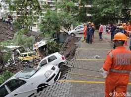 पुणे में दीवार से दब कर 15 बिहारी मजदूरों की मौत पुणे में आवासीय परिसर की दीवार ढही, 15 की मौत