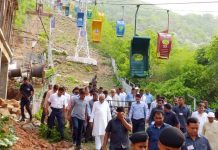राजगीर के अलावा 8 और स्थानों पर बनेगा रोप वेः नीतीश राजगीर में रोप वे निर्माण का मुआयना करते मुख्यमंत्री नीतीश कुमार