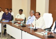 झारखंड में बिजली संकट पर सीएम रघुवर दास ने की बैठक मुख्यमंत्री ने आज झारखंड मंत्रालय में ऊर्जा विभाग (ट्रांसमिशन लाइन) की परियोजनाओं की कार्य प्रगति पर उच्चस्तरीय समीक्षा बैठक की