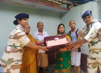 ITBP ने किया शहीद जवानों की वीर नारियों को सम्मानित शहीद जवानों की पत्नियों को आईटीपी ने सम्मानित किया