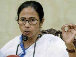 बंगाल में विधानसभा चुनाव से पहले ‘बंगाली-बिहारी’ मुद्दे को हवा पश्चिम बंगाल की मुख्यमंत्री ममता बनर्जी